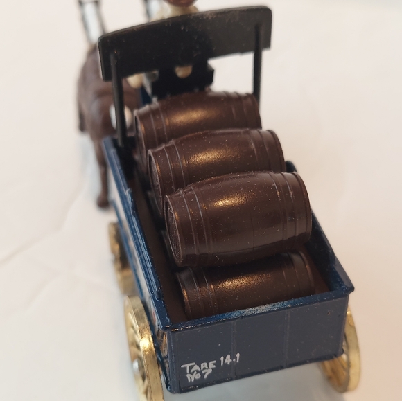 Lledo Days Gone Horse Drawn Brewers Dray Figurine - Picture 6 of 7